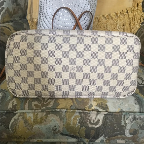 ❌SOLD❌Authentic Louis Vuitton Neverfull MM - Picture 8 of 8